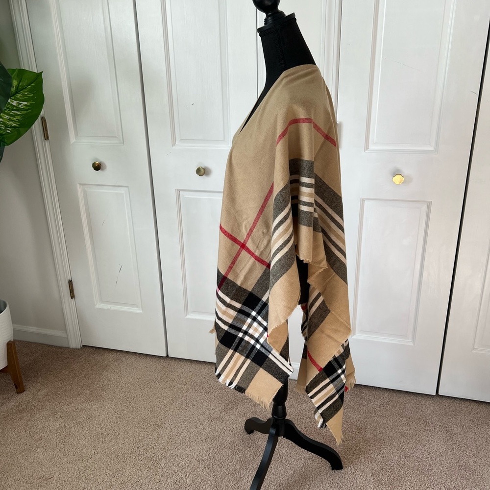 Plaid Ruana - Picture 2 of 6